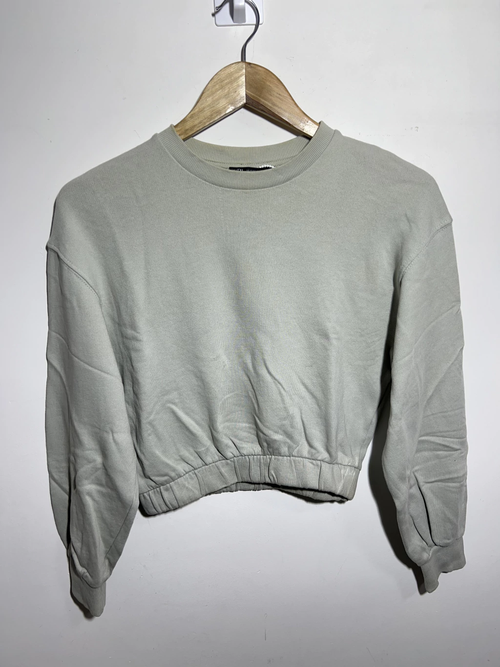 Buzo corto (Zara) Talle S