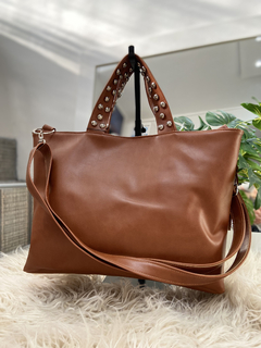 Megan - comprar online