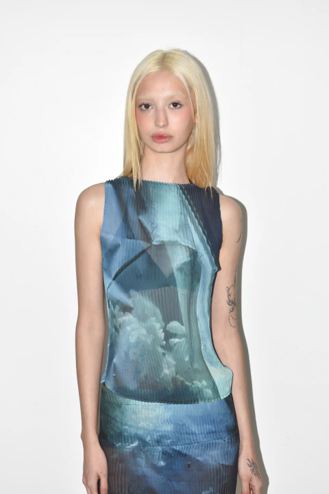 Top aqua pleated