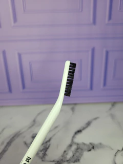 BROCHA DE CEJAS ORGÁNICAS MONTOC ORIGINAL - comprar online