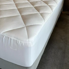 Cubre Colchón 140x190 CDI - tienda online