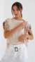 Remera tachas Yei