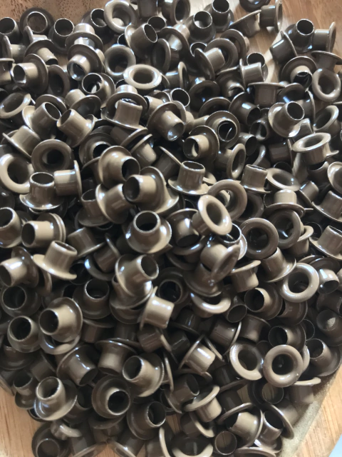 Ilhós - Número 54 - Alumínio - Cor Marrom