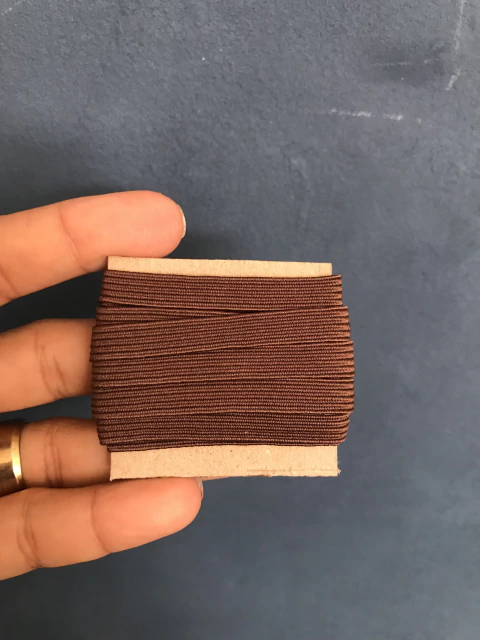 Elástico Chato 7mm | 2 metros | Cor: Marrom - comprar online