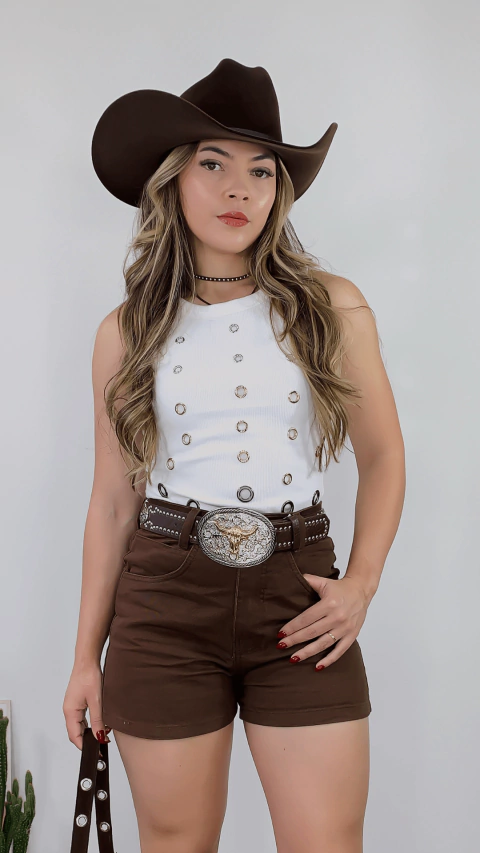 Shorts Jeans Marrom Com cinto cordinha Country feminino 