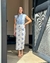 CAMISA CROPPED COM PREGAS EM CAMBRAIA VISCO LINEN CELESTE CHEROY 1121137 - comprar online