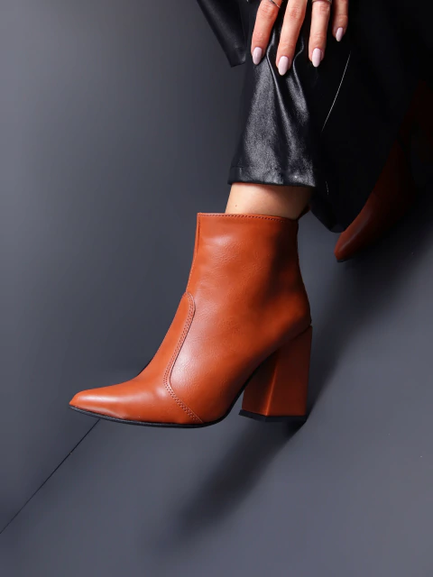 Kloe Suela - comprar online