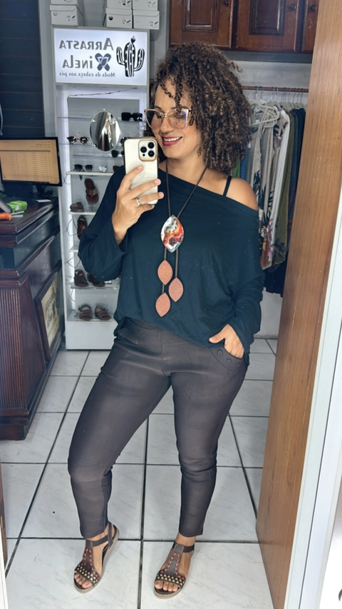 8- Calça em Suede Aveludado - comprar online