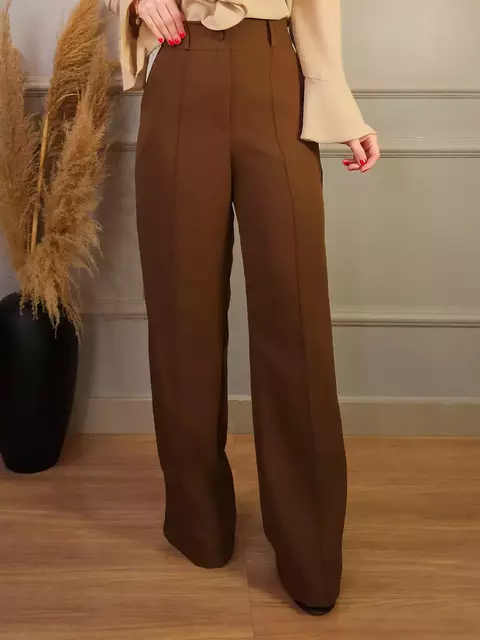 Calça Pantalona Alfaiataria 2 Botões Jamily Marrom