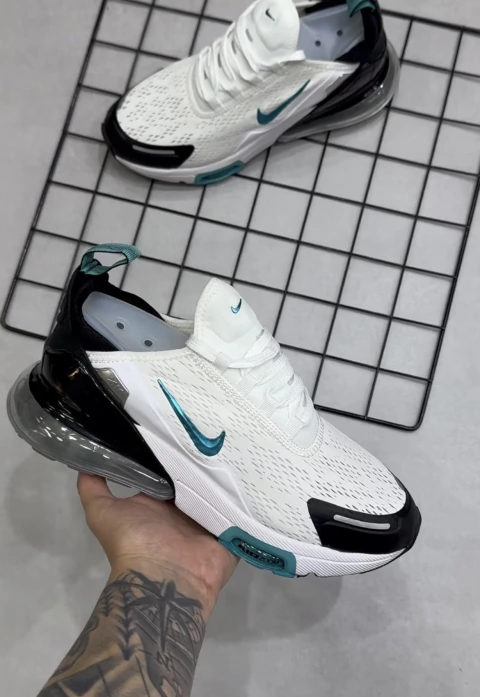 NIKE AIR MAX 270