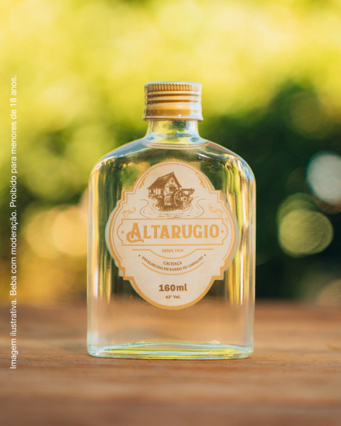 Cachaça Altarugio Ouro 160ml