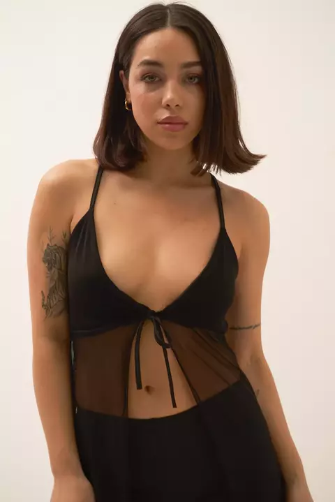 TOP NAIF GADOT