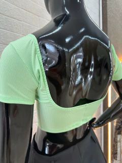 Cropped Canelado Manga Curta com Decote em U nas Costas - Baratão Confecções