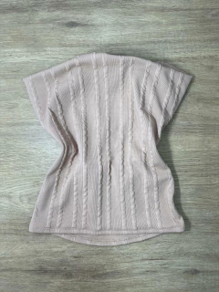 Imagem do Blusa com Alça no Pescoço e Caimento no Decote Canelada com Detalhe de Faixa nas Costas