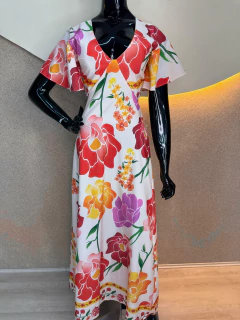 Vestido Longo Branco com a Estampa "Jardim Tropical "