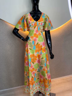 Vestido longo salmão com a Estampa " Verão Encantado "