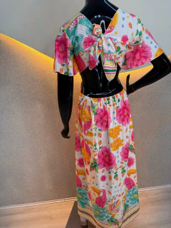 Vestido Branco Com Estampa "Alegria do Trópico "