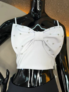 Cropped Laço com Strass - Charme e Elegância em Cada Detalhe