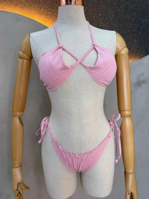 Biquíni Canelado Rosa com Amarrações - Estilo e Versatilidade para o Verão