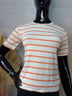 Blusa Listrada em Viscose com Elastano - Conforto e Estilo no Dia a Dia na internet