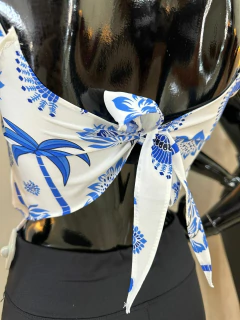 Blusa Feminina Estilo Lenço com Amarração - Viscose Leve e Estampada na internet