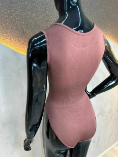 Body Feminino em Poliamida com Elastano - Conforto e Versatilidade - comprar online