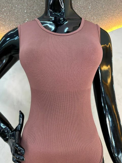 Body Feminino em Poliamida com Elastano - Conforto e Versatilidade na internet