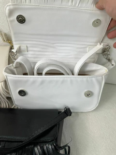 Bolsa Feminina com Franjas - Estilo Boho com Alça Extra para Ombro - loja online