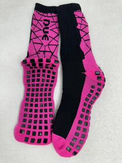 Meia Feminina Training Antiderrapante - Segurança e Conforto nos Seus Treinos