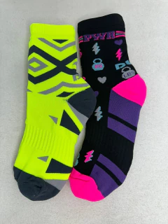 Kit com Dois Pares de Meias Feminina Esportiva para Corrida e Academia - Estilo, Conforto e Performance - comprar online