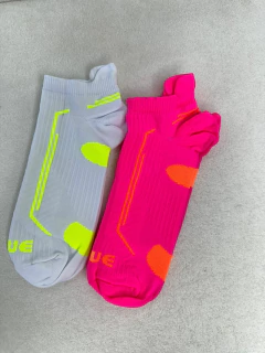 Kit 2 Meias Femininas Estilo Sapatilha com Compressão - Conforto e Suporte para o Dia a Dia e Atividades Físicas