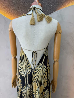 Imagem do Vestido Longo Estilo Indiano Estampado - Alça Halter e Decote Profundo