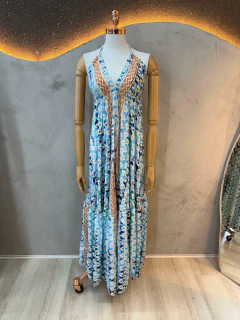 Vestido Longo Estilo Indiano Estampado - Alça Halter e Decote Profundo - loja online