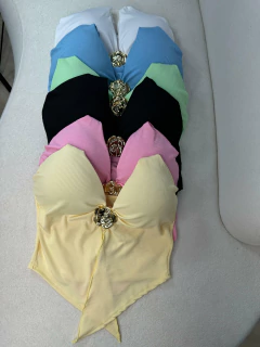 Cropped Canelado com Detalhe de Flor na internet