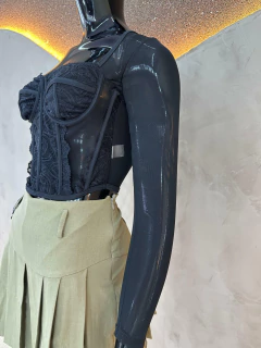 Cropped Estilo Espartilho em Renda - Com Manga de Tule ou Alça Ajustável - loja online