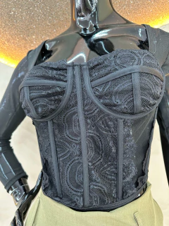 Imagem do Cropped Estilo Espartilho em Renda - Com Manga de Tule ou Alça Ajustável