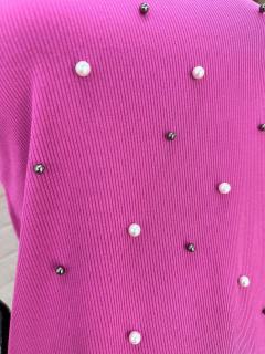 Blusa Feminina Canelada com Pérolas Aplicadas - Manga Longa - Baratão Confecções