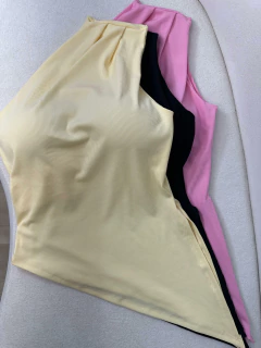 Blusa Feminina Canelada com Um Ombro Só - Assimétrica