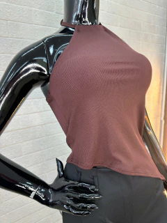 Blusa Feminina Canelada Gola Alta - Sem Mangas na internet