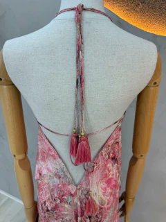 Imagem do Vestido Longo Estilo Indiano Estampado - Alça Halter e Decote Profundo