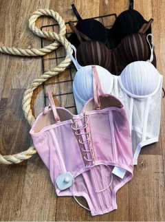 Cropped Estilo Espartilho com Bojo Estruturado na internet