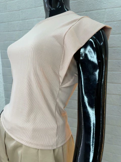 Blusa Feminina Canelada Manga Morcego - Conforto e Estilo em Uma Peça - comprar online