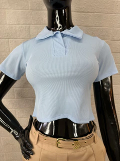 Cropped Canelado com Gola - Poliéster e Elastano