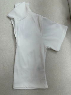 Cropped Canelado com Gola - Poliéster e Elastano na internet