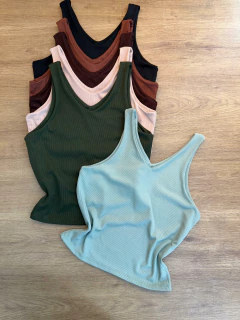 Cropped Canelado com Elastano - Conforto e Estilo em Uma Só Peça! - comprar online