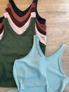 Cropped Canelado com Elastano - Conforto e Estilo em Uma Só Peça! - Baratão Confecções