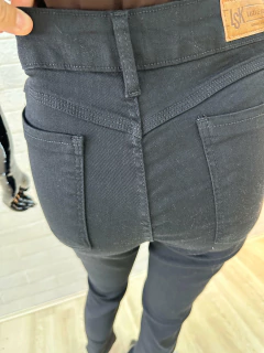Calça Jeans Skinny - Algodão, Poliéster e Elastano na internet