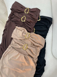 Vestido Suplex Midi com Recortes e Detalhes em Argola - Sensualidade e Sofisticação - loja online