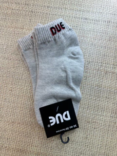 Kit 2 Meias Femininas Soquete Pró - Conforto e Estilo para o Dia a Dia - Baratão Confecções