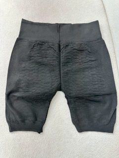 Short Levanta Bumbum em Poliamida com Elastano - comprar online